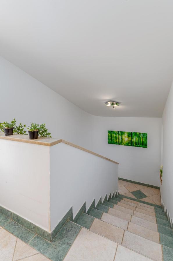 Villa Ostone Pula Exteriér fotografie