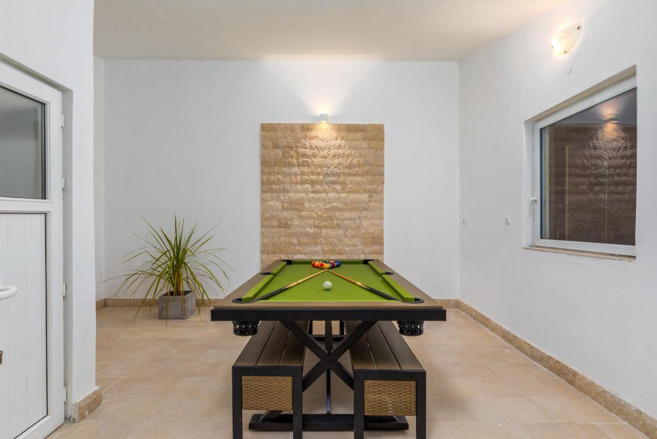 Villa Ostone Pula Exteriér fotografie