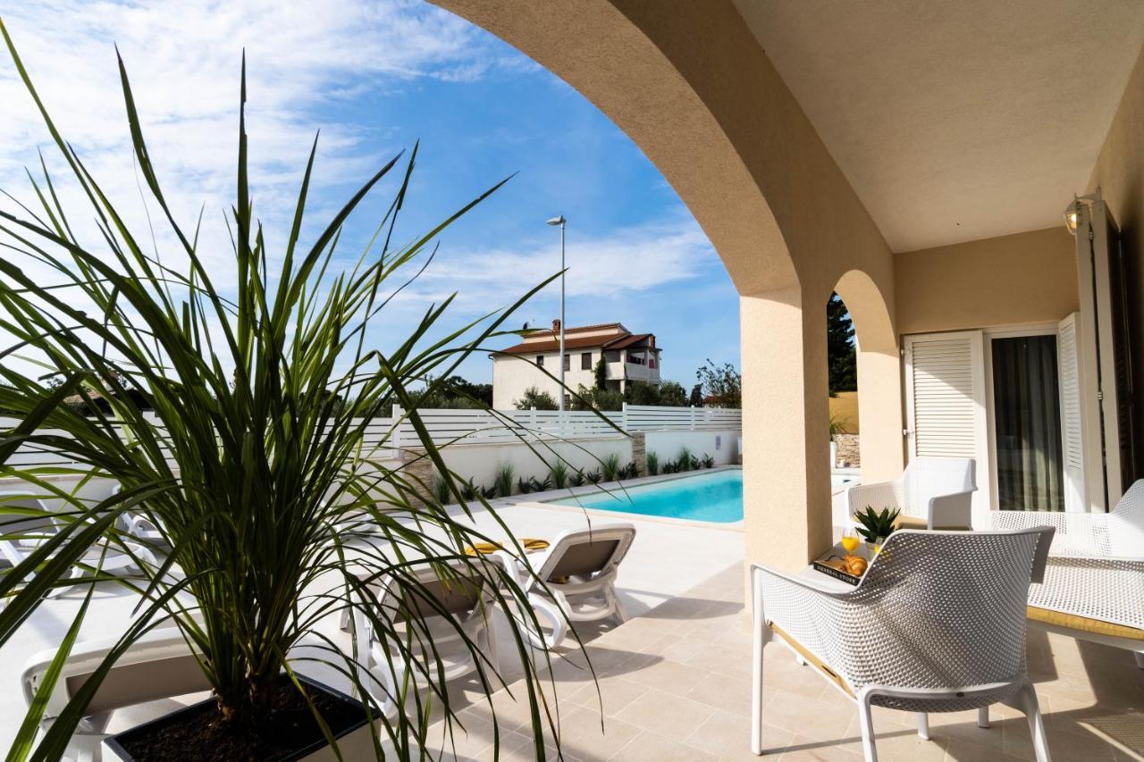 Villa Ostone Pula Exteriér fotografie